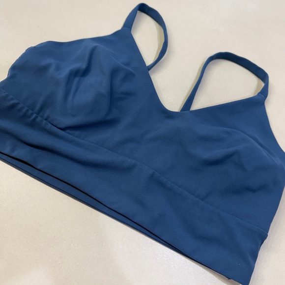 Lululemon Blue Twill Focuser Bra- Women Intimates & Sleepwear - Picture 3 of 6